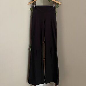 Black Flare Leggings – High Waist, Stretch Fit